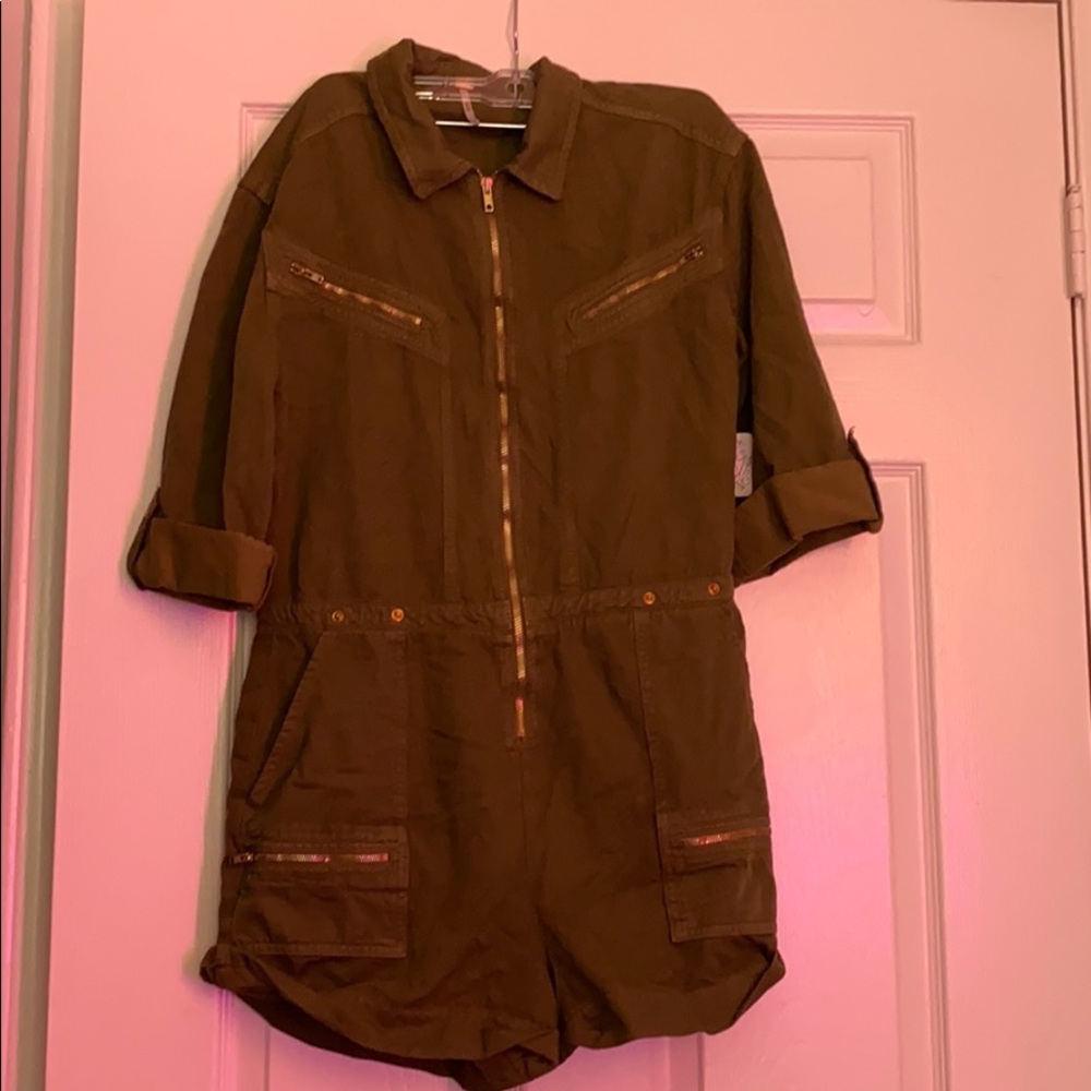 Free People Short Jumpsuit romper, Utility Style